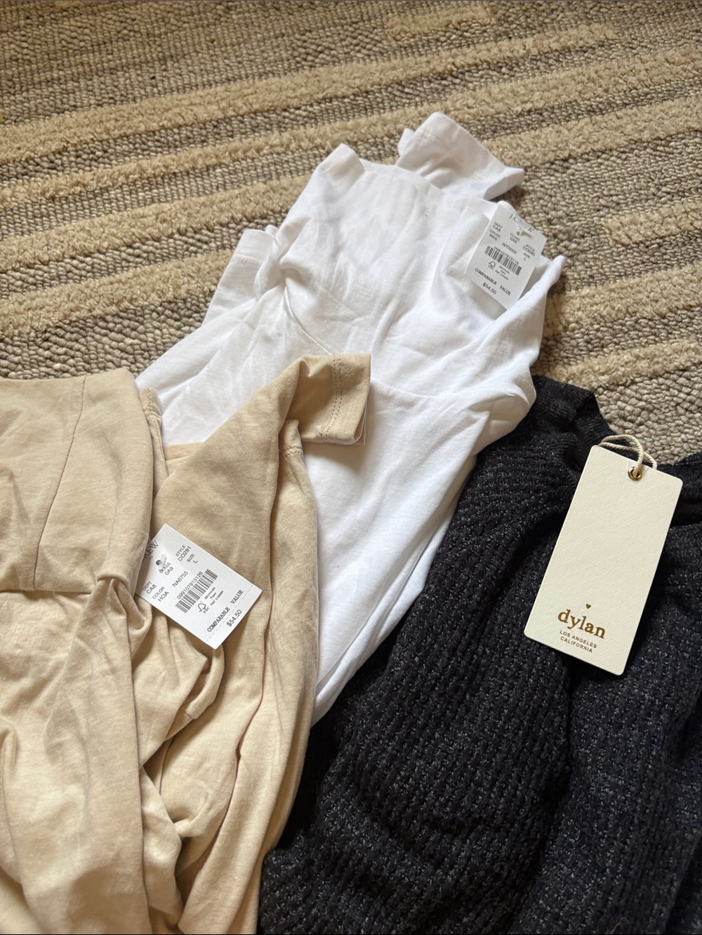 MASSIVE BUNDLE!!! - Picture 10 of 14